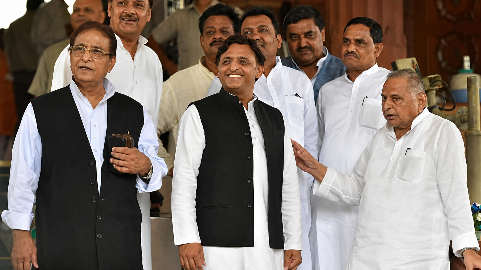 azam-khan-ed-raid-akhilesh-yadav-up-politics.jpg