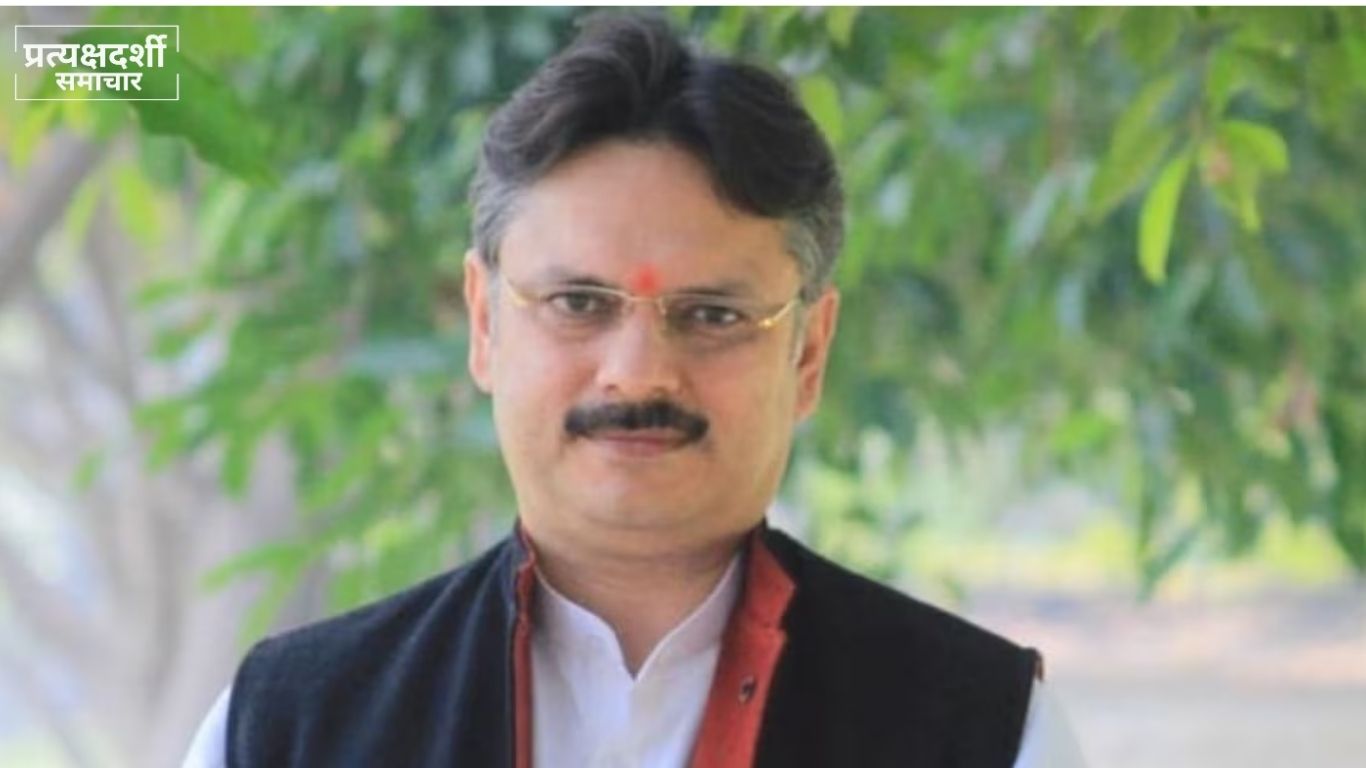 dr-rajeshwar-singh-sarojini-nagar-mla-profile.webp 