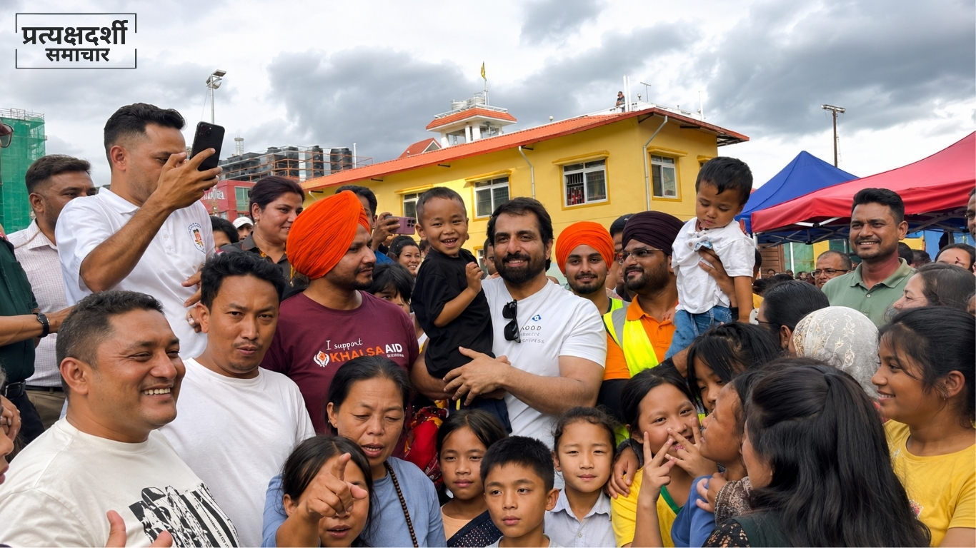 sonu-sood-nepal-flood-relief-kathmandu-victims.jpg 