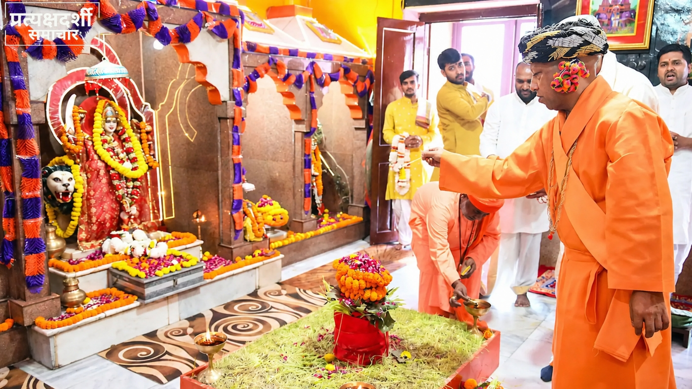 cm-yogi-adityanath-gorakhpur-vijayadashami-rath-2026.jpg