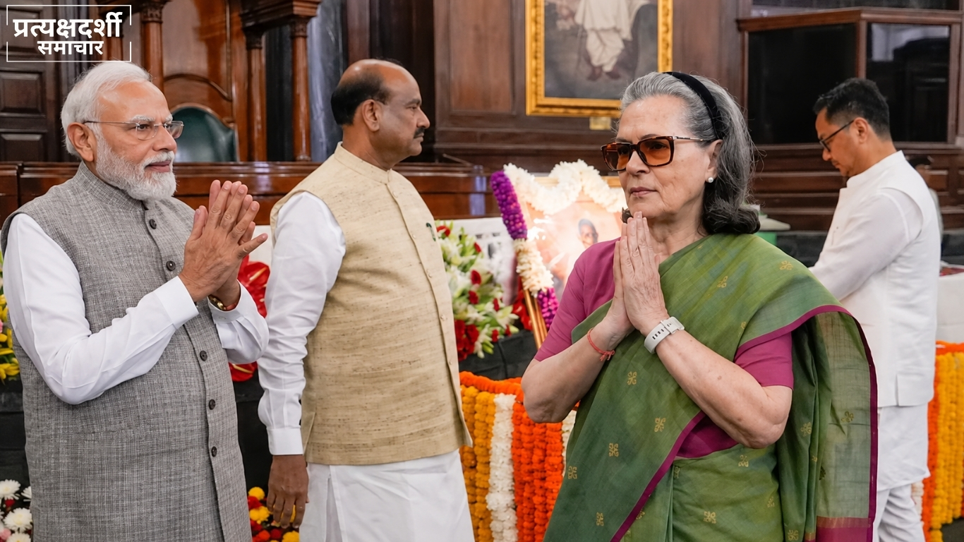 pm-modi-sonia-rahul-kharge-gandhi-tribute-samvidhan-sadan.jpg 