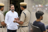 Pellet Gun Row: घायल छात्र साहिल को लेकर थाने पहुंचे राहुल गांधी, बोले- जिम्मेदारों पर हो कार्रवाई