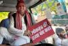 दिल्ली मार्च में राहुल से पीछे क्यों रहे अखिलेश? SP बोली—2 दिन से 102° बुखार था