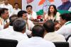 UP Congress: रागिनी नायक के सामने आपस में भिड़े कांग्रेसी, 'वोट बचाओ, देश बचाओ' अभियान के दौरान गाजियाबाद में हंगामा