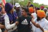 पंजाब बंद के बीच 'नशीले कैप्सूल' बेचने का आरोप, फरीदकोट में युवक पकड़ा; पुलिस से नोकझोंक