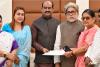 TMC के 20 बागी सांसदों की सदस्यता पर खतरा! लोकसभा स्पीकर से मांगे 15 दिन और