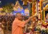 मथुरा से मुंबई और द्वारका से श्रीनगर तक कृष्णमय हुआ भारत, जानें किस शहर में कैसे मनी जन्माष्टमी