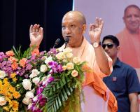 नियुक्ति पत्र पाने वाले शिक्षकों से ज्वाइनिंग के नाम पर मांगे पैसे तो होगी जेल, CM योगी की सख्त चेतावनी