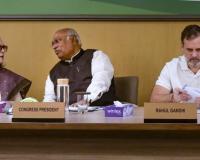चुनाव आयोग के खिलाफ INDIA गठबंधन का बड़ा फैसला, 6 अक्टूबर को EC तक मार्च करेंगे विपक्षी सांसद