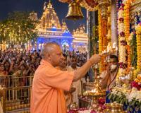 मथुरा से मुंबई और द्वारका से श्रीनगर तक कृष्णमय हुआ भारत, जानें किस शहर में कैसे मनी जन्माष्टमी