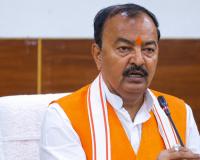 लाल टोपी के बाद सपा की ‘नीली ड्रेस’ पर छिड़ी सियासत, केशव मौर्य का हमला- ‘काली करतूतें नहीं छिपेंगी’