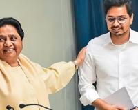 आकाश आनंद को फिर झटका, ईशान पर टिकी नजरें: मायावती के फैसले से BSP में बदले समीकरण