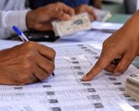 बिहार MLC चुनाव से पहले वोटर लिस्ट पर सवाल, कॉलेज बोला—5 अनजान नाम जुड़े, 3 असली शिक्षक गायब