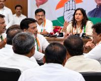 UP Congress: रागिनी नायक के सामने आपस में भिड़े कांग्रेसी, 'वोट बचाओ, देश बचाओ' अभियान के दौरान गाजियाबाद में हंगामा