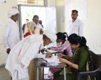 Rajasthan Panchayat Election 2026: राजस्थान में आज वोटिंग! 85 लाख मतदाता, 6,926 उम्मीदवार; BJP-कांग्रेस के बीच चुनावी मुकाबला