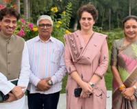 UP Election 2027: सपा से 125–140 सीटें मांगने की तैयारी में कांग्रेस, प्रियंका की बैठक में मंथन