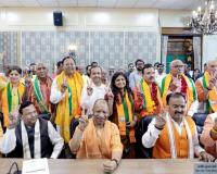 यूपी की 10 राज्यसभा सीटों पर बिना वोटिंग फैसला, BJP के 8 और सपा के 2 उम्मीदवार जीते
