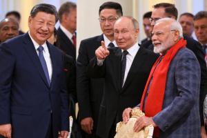 BRICS Summit से पहले रूस की दो टूक—डॉलर हटाना लक्ष्य नहीं, अपनी करेंसी में कारोबार पर दिया बड़ा संदेश; भारत की भूमिका की तारीफ