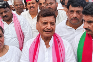 ‘राजभर का दिमाग खिसक गया है, अच्छे डॉक्टर की जरूरत’, शिवपाल यादव का पलटवार; आखिर किस बात पर छिड़ी जुबानी जंग?