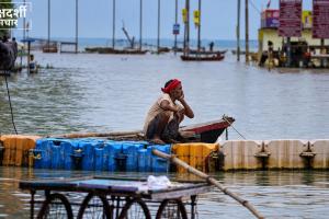 UP Flood: मंदाकिनी ने तोड़ा 23 साल का रिकॉर्ड, गंगा-यमुना भी उफान पर; 31 जिलों में बाढ़ जैसे हालात