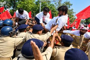 पटना में SIR पर बवाल: AISA-RYA का मार्च पुलिस ने रोका, CEC ज्ञानेश कुमार के इस्तीफे की मांग