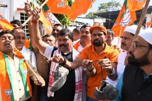 खड़गे के 'मोदी का बाप भी जाएगा' बयान पर BJP का देशभर में प्रदर्शन, ब्रजेश पाठक ने घेरा; कांग्रेस ने दी सफाई