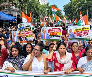 CEC ज्ञानेश कुमार के खिलाफ सड़कों पर कांग्रेस, लखनऊ से कोलकाता तक प्रदर्शन; इस्तीफे और गिरफ्तारी की मांग